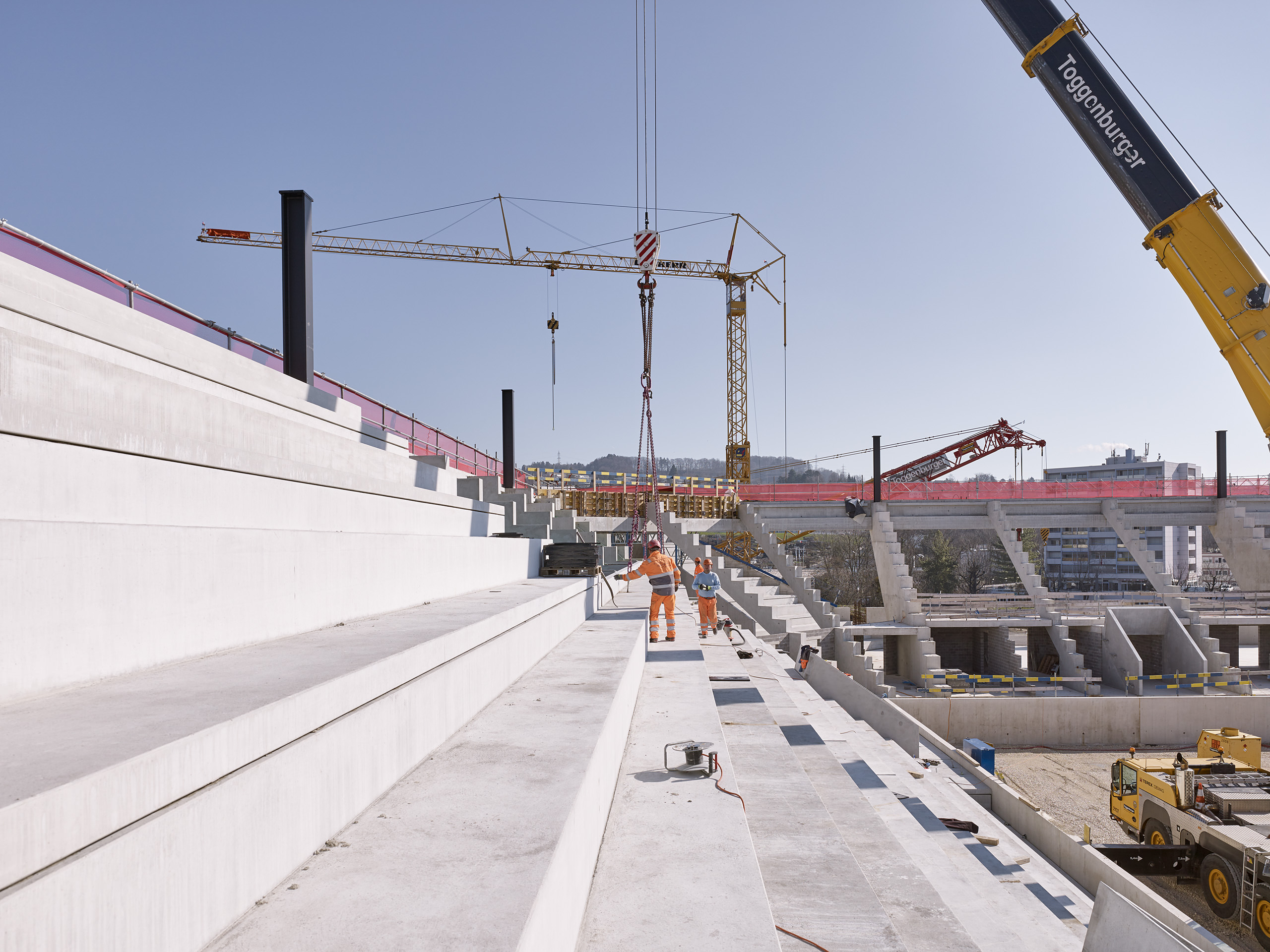 Stade de la Tuilière, Lausanne